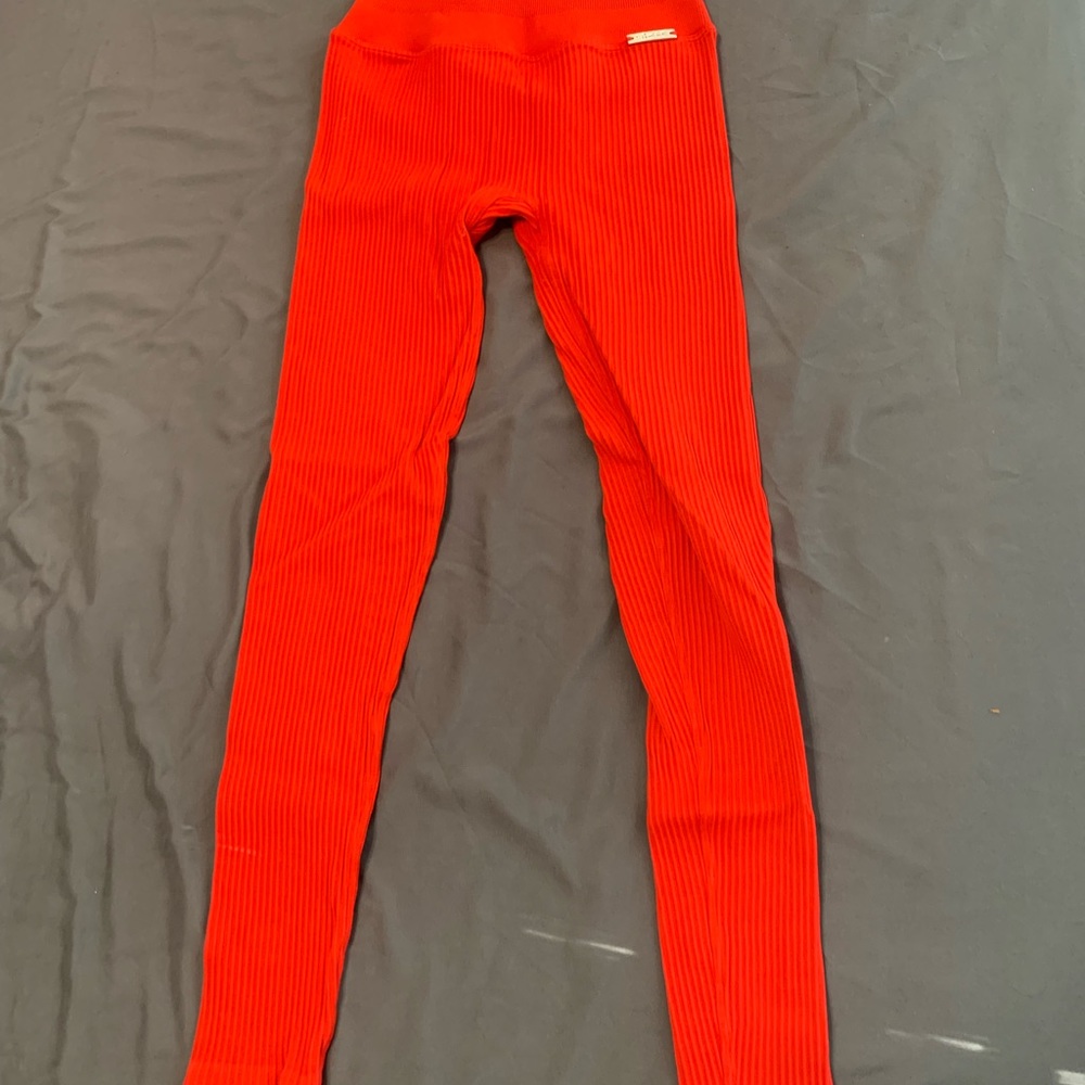 ‼️SOLD‼️ Bombshell Sportswear Leggings